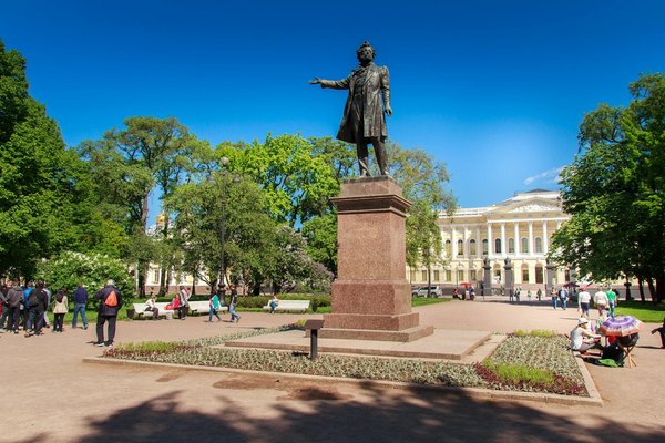 Trucs Inédites pour Dénicher un Hôtel Chic à Petits Prix !
